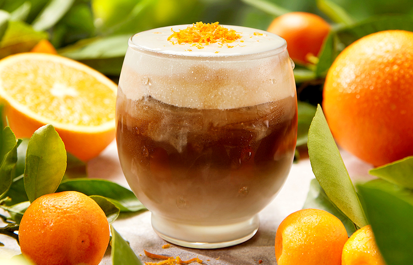 SPC그룹 던킨이 신제품 ‘오렌지 라떼’를 선보였다. 사진=SPC그룹