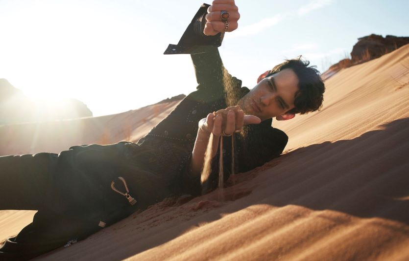 자라는 '22 봄여름 스튜디오 컬렉션' 제품을 공개했다. 사진=자라