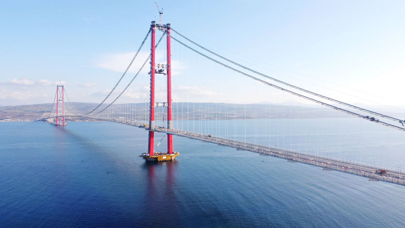 DL이앤씨와 SK에코플랜트로 이뤄진 팀이순신이 세계 최장 현수교인 터키 차나칼레대교를 준공했다. 사진=양사