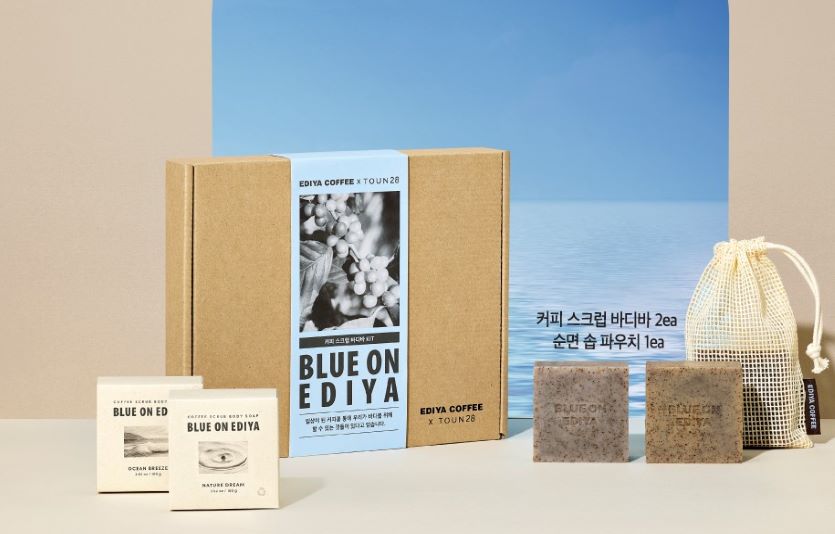 이디야커피가 비건브랜드 톤28과 협업해 커피 스크럽 바디바키트를 선보였다. 사진=이디야커피
