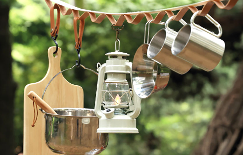 균일가 생활용품점 아성다이소는 ‘감성캠핑 기획전’을 진행한다. 사진=㈜아성다이소