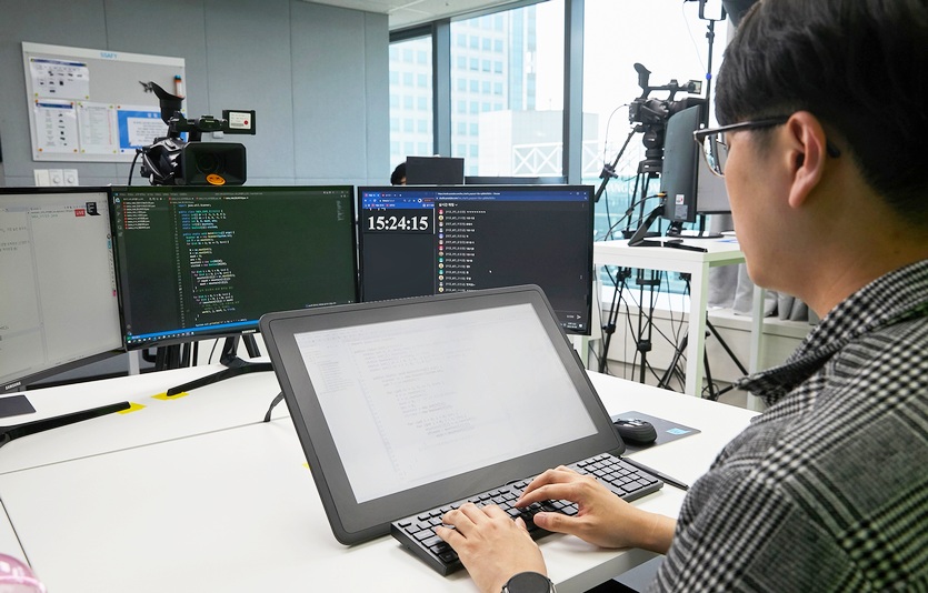 삼성이 ‘삼성청년SW아카데미’ 8기 교육생 1150명을 내달 2일부터 16일까지 모집한다. 7기 교육생이 온라인으로 수업을 받고 있다. 사진=삼성