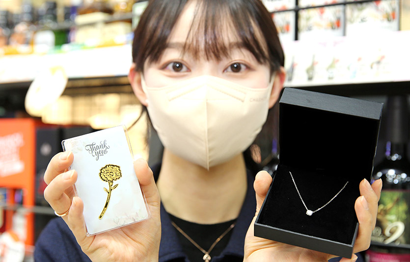 GS25는 만남과 나들이 관련 상품을 찾는 소비 트렌드를 적극 반영한 카탈로그 상품전을 진행한다. 사진=GS리테일