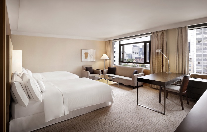 웨스틴 조선 서울이 팀 버튼 전시회와 연계한 패키지 상품을 선보였다. 사진=웨스틴 조선