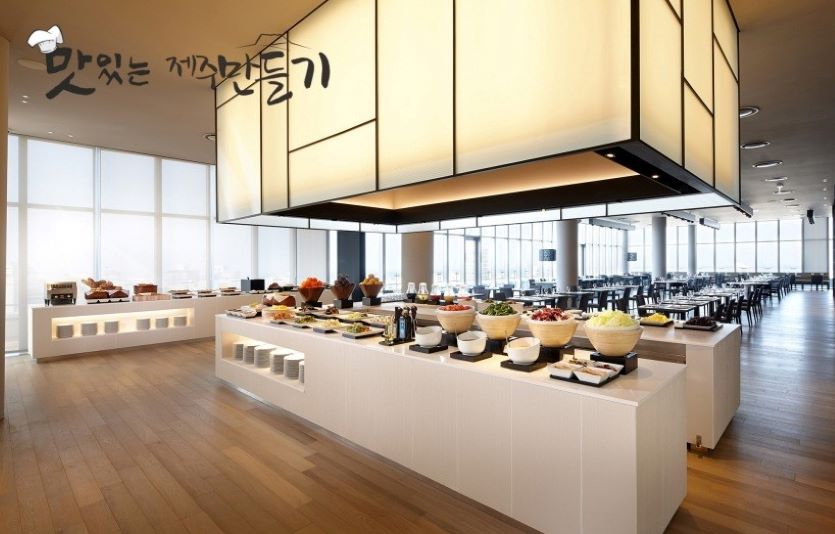 신라스테이는 '맛있는 제주만들기'의 대표음식들을 '가정의 달 뷔페 프로모션'으로 제공한다. 사진=신라스테이