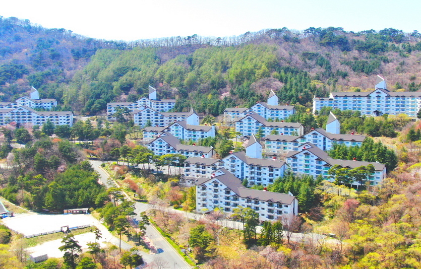 부영그룹이 자사가 운영하는 전북 무주덕유산리조트를 대상으로 ‘봄맞이 休패키지’를 선보였다. 사진=부영