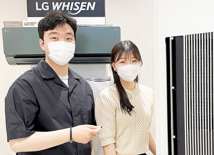 전자랜드가 창문형 에어컨의 판매를 강화한다. 사진=전자랜드