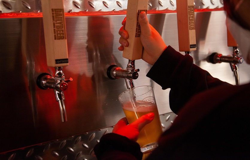 생활맥주가 제주 '맥파이 브루잉'과 제21차 ‘마시자! 지역맥주’ 행사를 진행한다. 사진=생활맥주