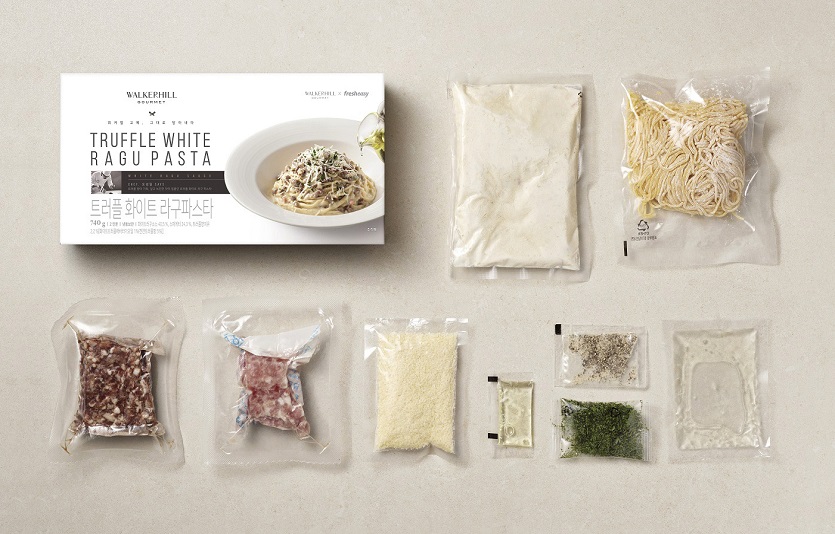 프레시지와 워커힐호텔이 협업해 ’트러플 화이트 라구 파스타' 등 3종의 밀키트 제품을 선보인다. 사진=프레시지