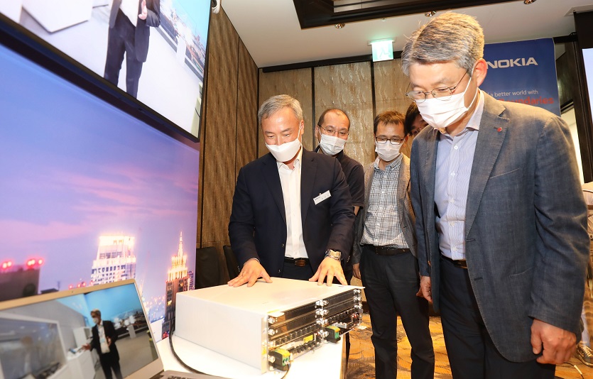 LG유플러스와 노키아가 협약을 맺고 6G 시대를 함께 준비한다. 사진=LG유플러스