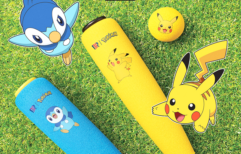 SPC그룹이 운영하는 배스킨라빈스가 글로벌 인기 콘텐츠 포켓몬스터와 휴가지에서 주변 사람들과 함께 가볍게 즐기기 좋은 ‘포켓몬 야구 세트’를 출시한다. 사진=SPC그룹