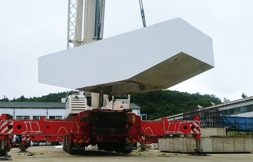 현대건설이 교량의 하부구조 전체에 PC공법을 적용하는 등 조립식교갹시스템을 개발했다. 사진은 PC공법 피어캡_제작 완성 모습. 사진=현대건설