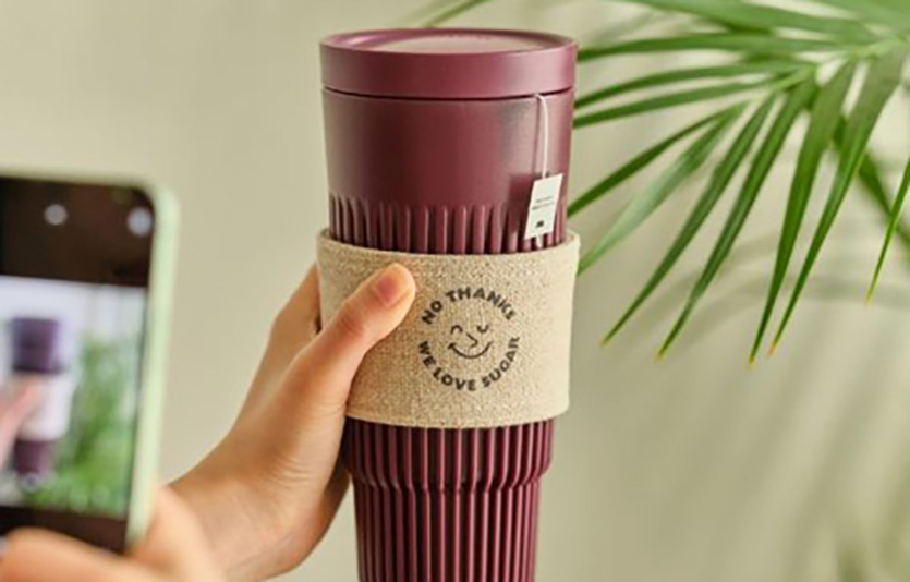 CJ온스타일은 고객의 친환경 소비를 촉진하며 협력사 상생 경영을 강화하는 신제품을 적극 출시하고 있다. 오덴세 ‘리유저블컵’. 사진=CJ온스타일
