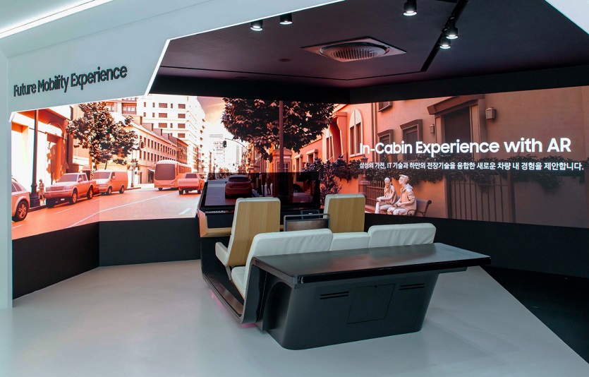 4. E-PRIX 삼성 홍보관_삼성전자 미래 차량내 경험(수정).jpg