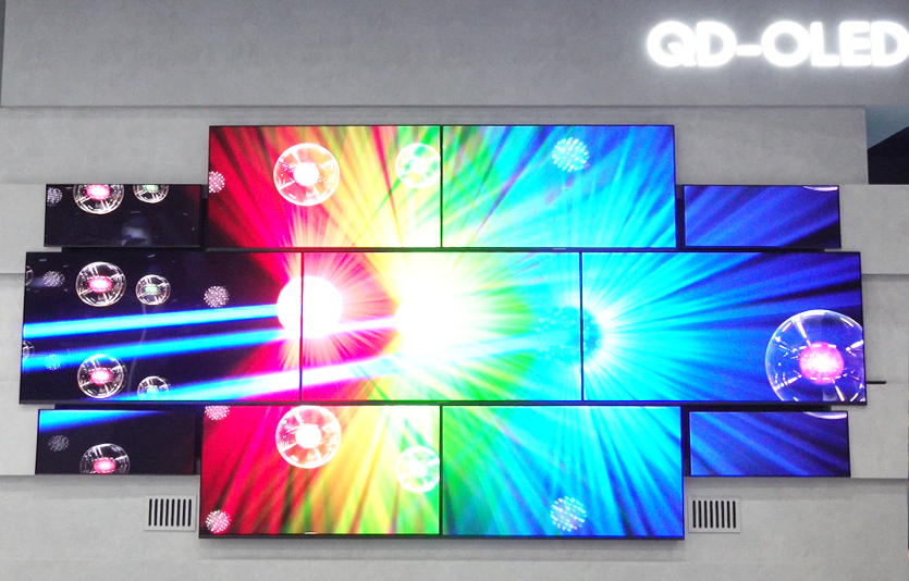 삼성디스플레이 부스에서 선보인 QD-OLED 패널. 사진=신광렬 기자<br>
