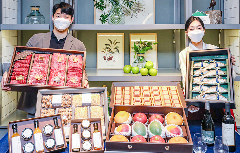 현대백화점은 22일부터 다음달 9일까지 추석 선물세트 본 판매에 나선다. 사진=현대백화점