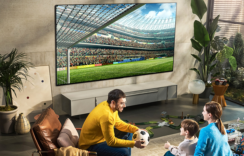 LG전자는 ‘IFA 2022’에서 세계 최대 올레드 TV인 ‘97형 올레드 에보 갤러리 에디션’을 처음으로 공개한다. 사진=LG전자