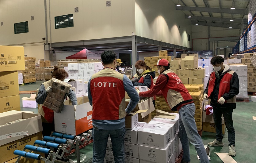 [첨부 2] 롯데 유통군 재해 구호 관련 참고 사진 2.jpg