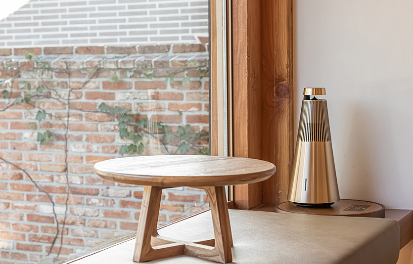 스타벅스 대구종로고택점에 뱅앤올룹슨과 마련한 음악감상 공간. 사진=뱅앤올룹슨