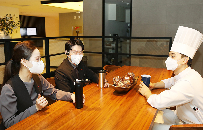 롯데호텔이 ESG 경영 차원에서 임직원을 대상으로 진행한 ‘기후행동 1.5℃ 탄소중립 챌린지’ 캠페인을 성황리에 종료했다. 사진=롯데호텔