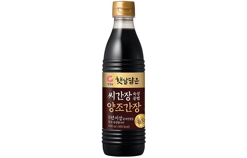 대상(주) 청정원 햇살담은 씨간장 숙성공법 양조간장 골드 500ml. 사진=대상(주)