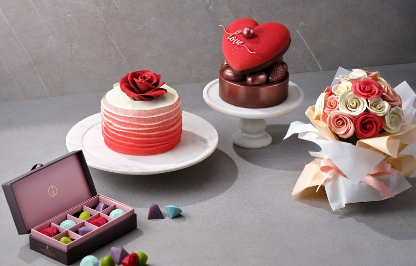 1. 인터컨티넨탈 파르나스 밸런타인 케이크.jpg