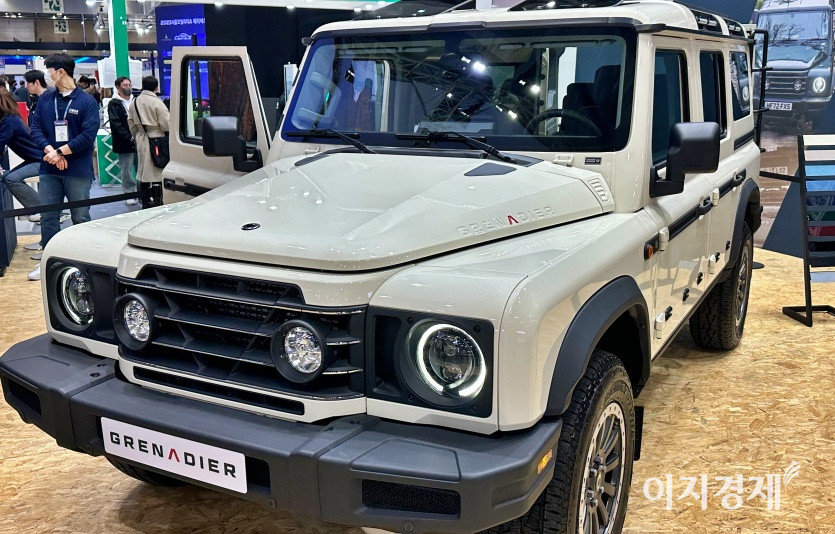 이네오스 그레나디어. 사진=최준 기자