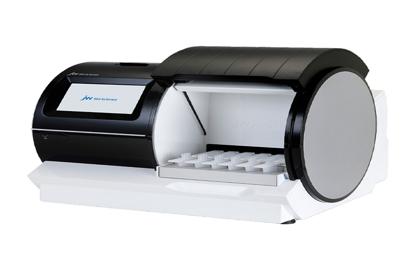 제이웰릭스Q6. 사진=JW홀딩스