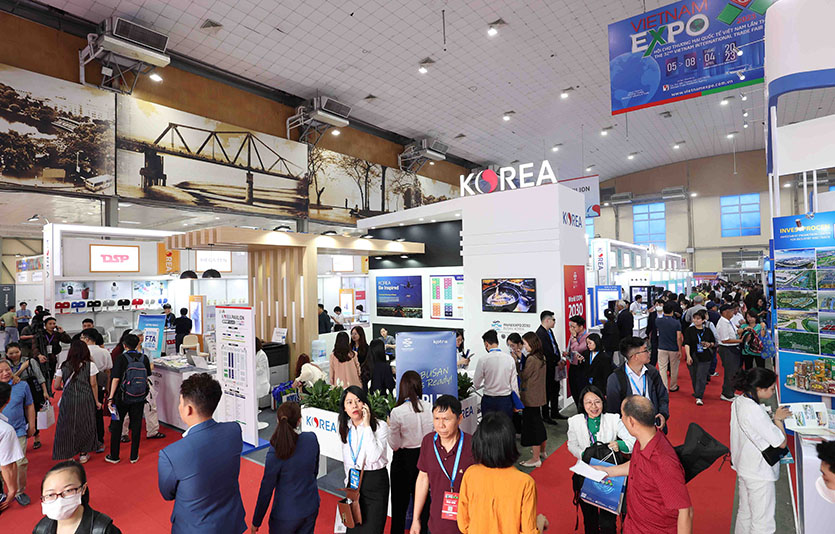코트라는 베트남 최대 종합전시회인 ‘베트남 엑스포’에서 우리 중소기업의 제품을 전시하는 한국관을 운영한다. 사진=코트라