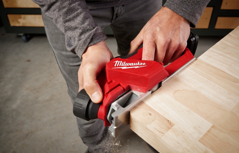 밀워키 12V 전동 대패 'M12 BLT' 제품. 사진=밀워키