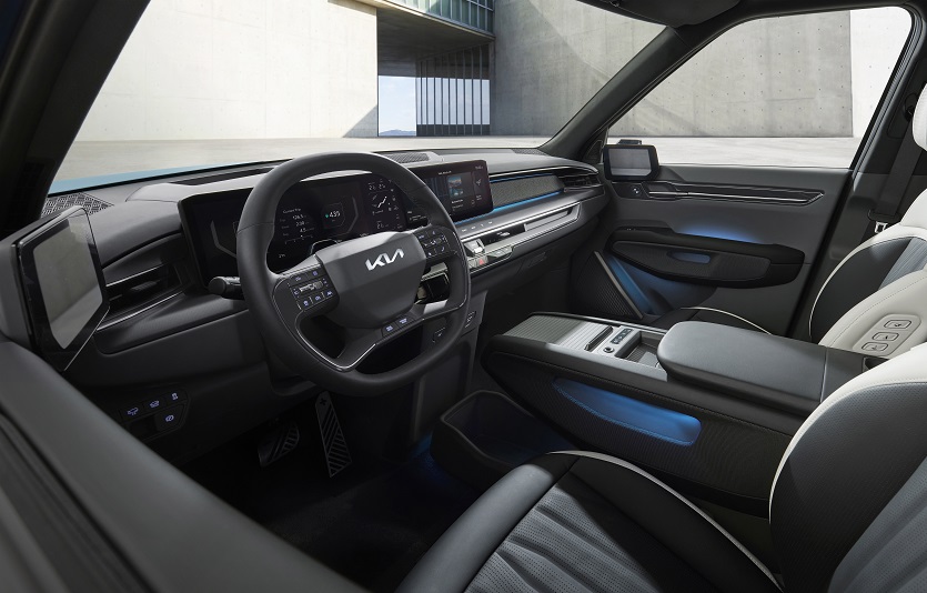 정부가 미래차 핵심인력 3700명 양성에 315억원을 투입한다.&nbsp; 사진은 기아 'EV9 GT-line'.