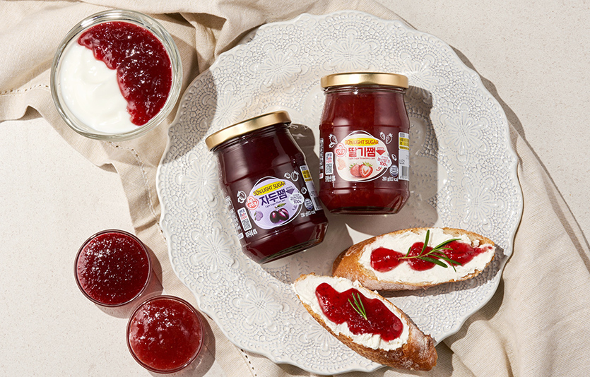 오뚜기는 당 함량을 낮춘 ‘라이트 슈가 쨈’ 2종을 선보였다. 사진=오뚜기