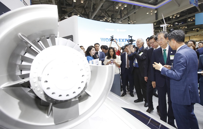 사진2_두산, 기후산업국제박람회서 무탄소 에너지 토털솔루션 선보여.jpg