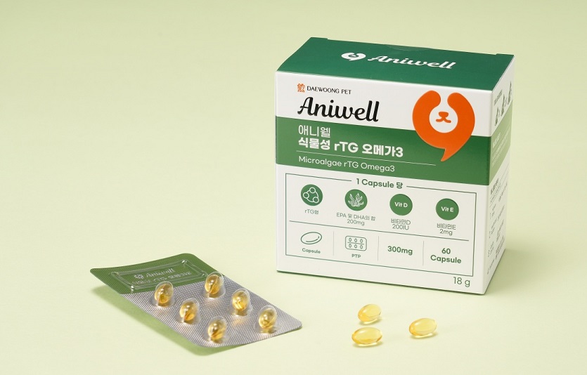 [대웅펫 사진자료] 반려동물 맞춤형 영양제 브랜드 애니웰의 '식물성 rTG 오메가3'.jpg