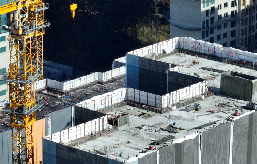 서울 강동구 둔촌주공아파트 건설현장 모습. 사진=뉴시스