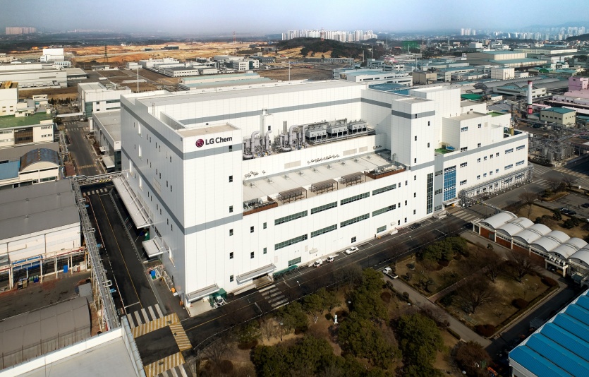 단입자 양극재 양산하는 청주공장 모습. 사진=LG화학