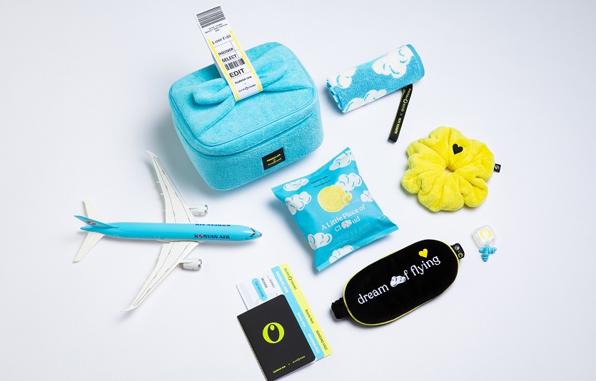 [CJ올리브영] 올리브영 × 대한항공 협업으로 탄생한 '뷰티 레스트 에디션' 구성품 이미지(연출용 비행기 모형은 미포함).jpg