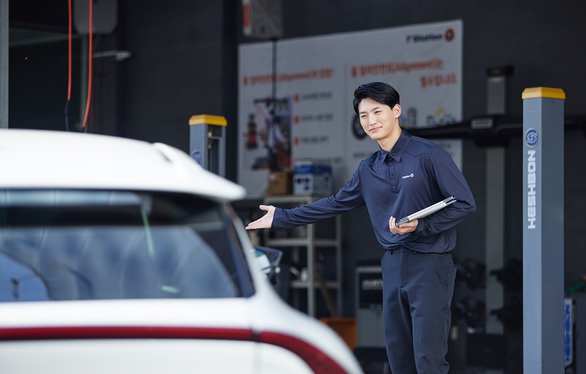 현대차그룹은 수해지역 차량 소유 고객을 대상으로 무상점검 서비스도 제공할 예정이다. 사진=한국타이어<br>