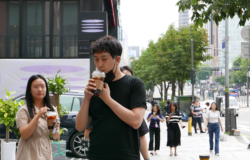 국내 코로나19 감염 확진자가 빠르게 늘고 있다. 사진=김성미 기자