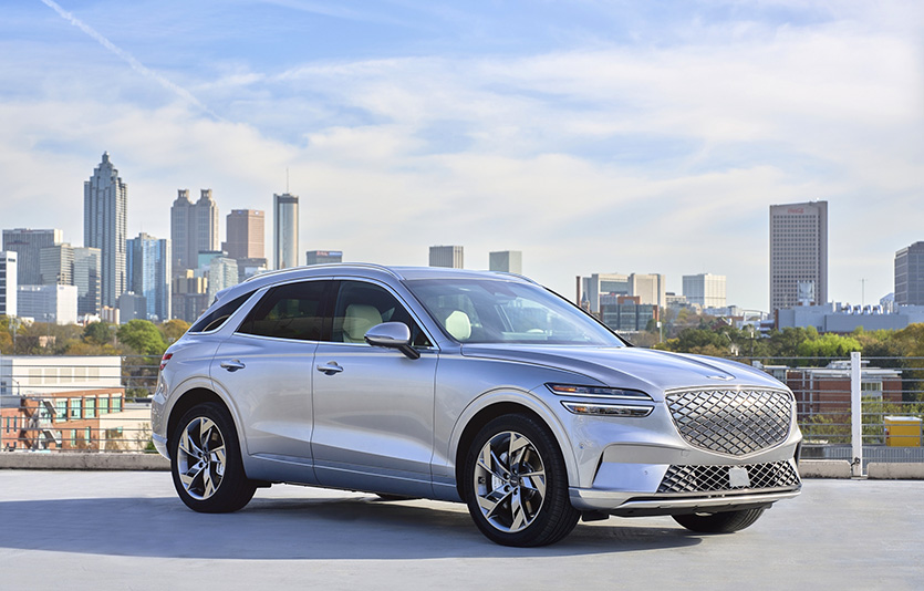 현대자동차그룹의 제네시스 GV70 전동화 모델과 현대자동차 아이오닉 6가 미국 IIHS가 발표한 충돌평가에서 최고 등급인 ‘톱 세이프티 픽 플러스’ 등급에 선정됐다. 사진=현대자동차그룹