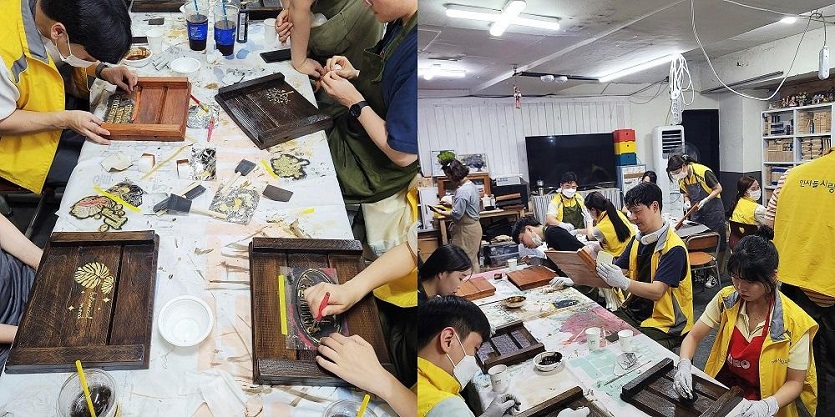 생활 속 배출되는 폐목재를 수거해 가구나 소품 제작