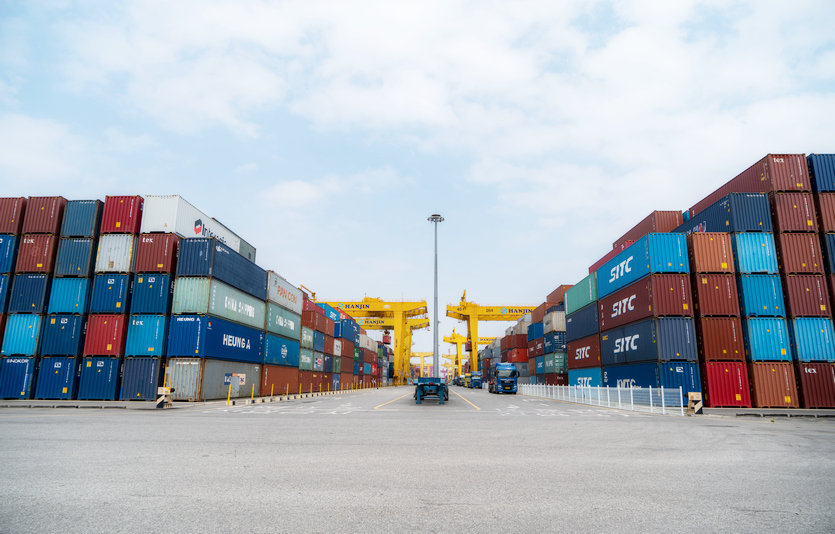 인천항 컨테이너 터미널 야적장. 사진=인천항만공사