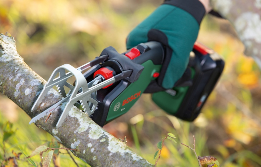 충전 정원용 톱 'KEO18V'. 사진=보쉬