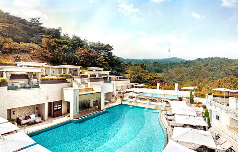 단풍으로 물든 서울신라호텔 어번아일랜드. 사진=신라호텔