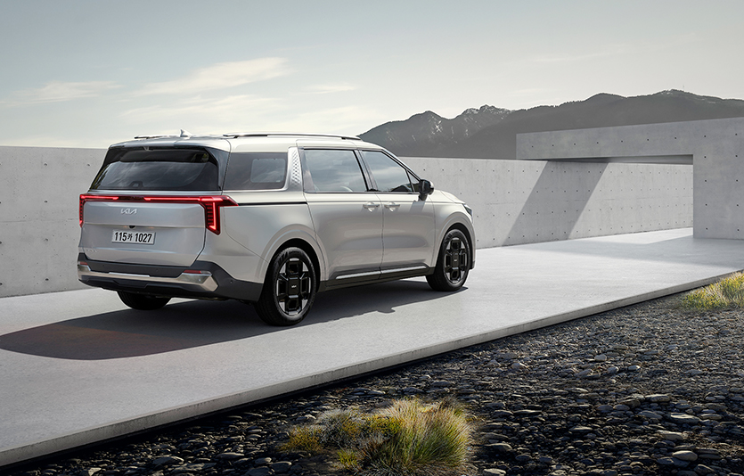 기아가 ‘더 뉴 카니발’ 후면. 사진=기아