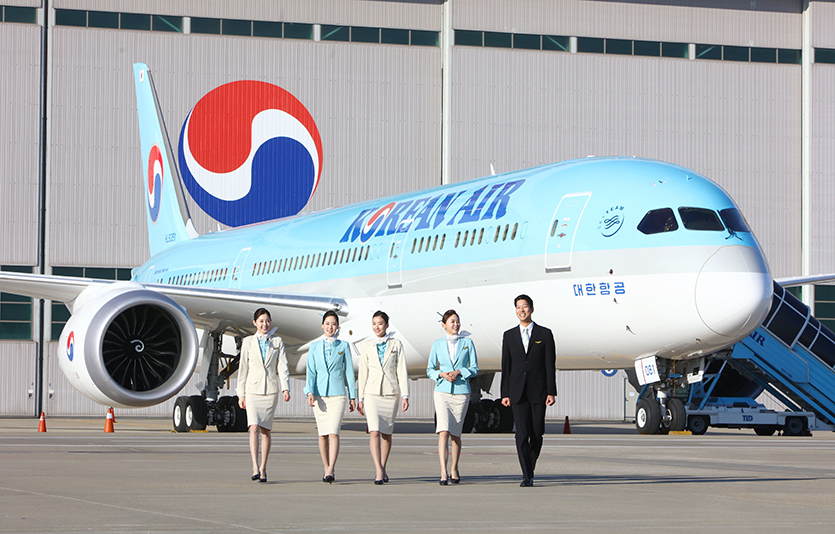 대한항공이 기내 안전과 서비스 업무를 책임질 신입 객실승무원 채용에 나선다. 사진=대한항공