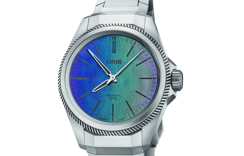 스위스 시계 제조사 오리스가 ‘프로파일럿×캘리버 400 레이저’를 새로 선보였다. 사진=오리스