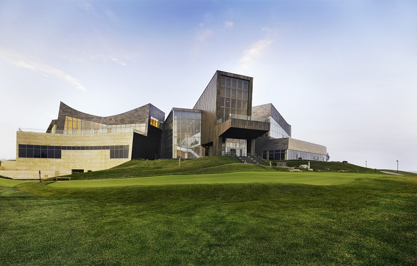 [금호리조트_이미지] (3) 웨이하이포인트CC 클럽하우스 전경.jpg