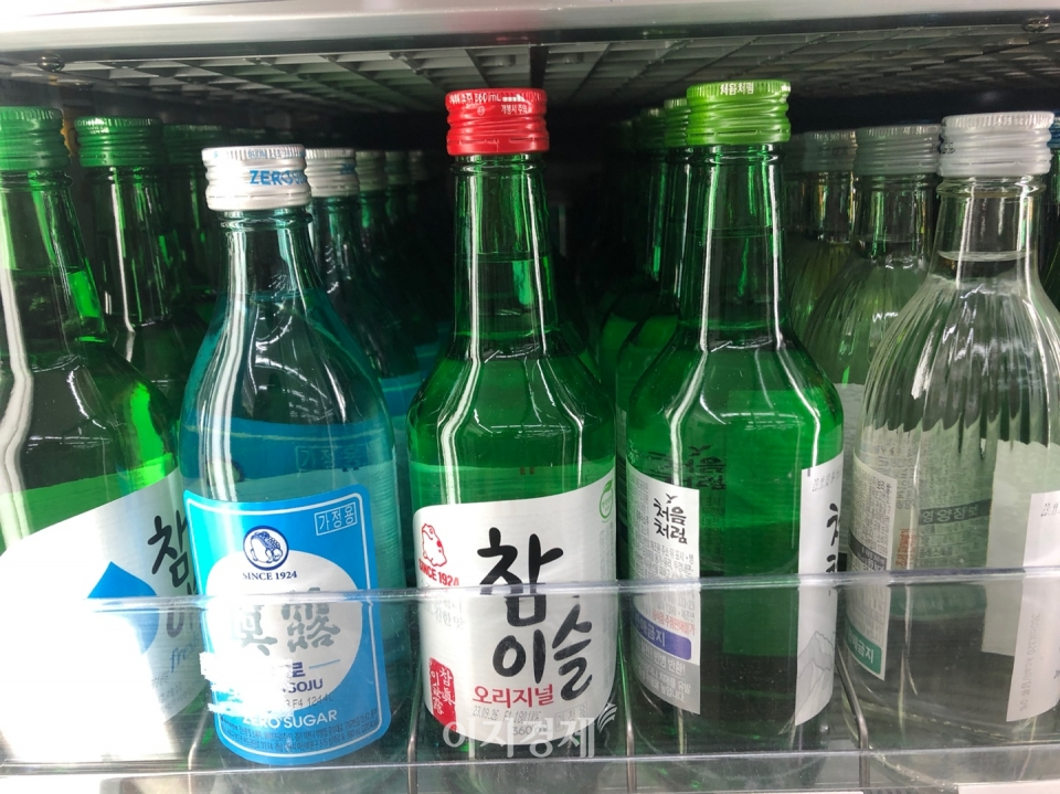 편의점에 진열된 소주의 모습. 사진=김선주 기자