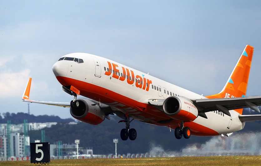 제주항공이&nbsp;국내선 모든 노선을 대상으로 수험생 본인과 동반자 1인에 한해 정규운임 기준 20%의 할인혜택을 제공한다. 사진=제주항공<br>